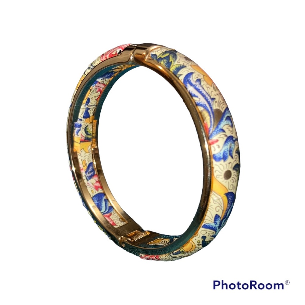 Patterned Gold Bangle - Picture 2 of 3